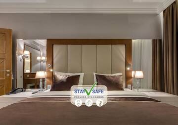 Улучшенный люкс в Отеле Premier Hotel Dnister